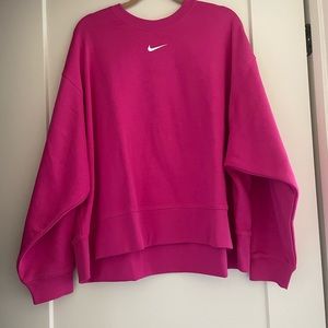 NWT Nike Sportswear Collection Essentials Women's Oversized Fleece Crew (3x)